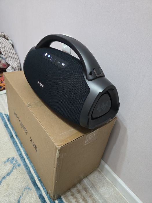 Продам колонку бумбокс срочно