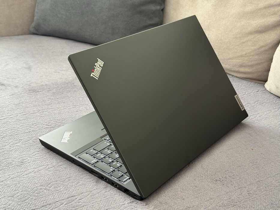 15.6’FHD IPS/i7-12800H/32GB DDR5/Lenovo Thinkpad P15v/RTX A2000/512GB