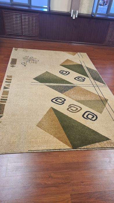 Гилам сотилади. 2×3