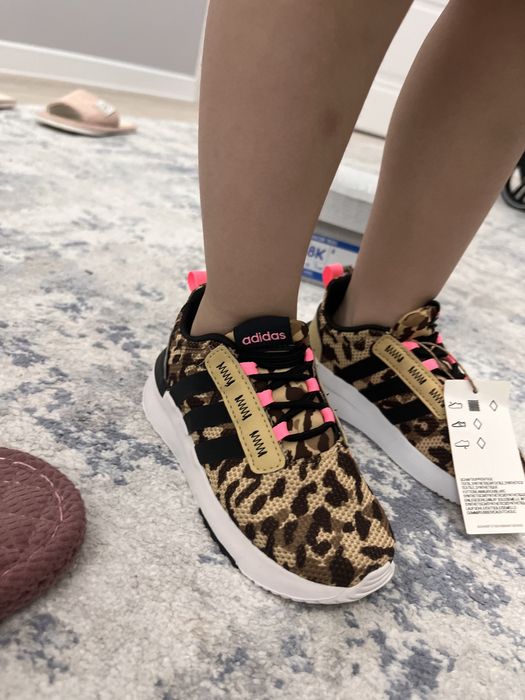 Оригинал Адидас кроссЫ сатылады