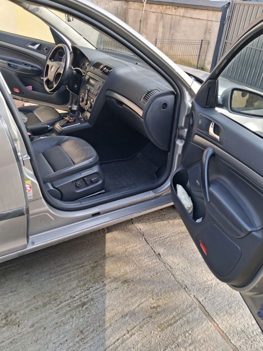Skoda Octavia 2 - stare f buna, pret negociabil