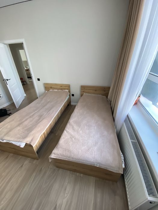 Продам односпальные кровати (2шт)