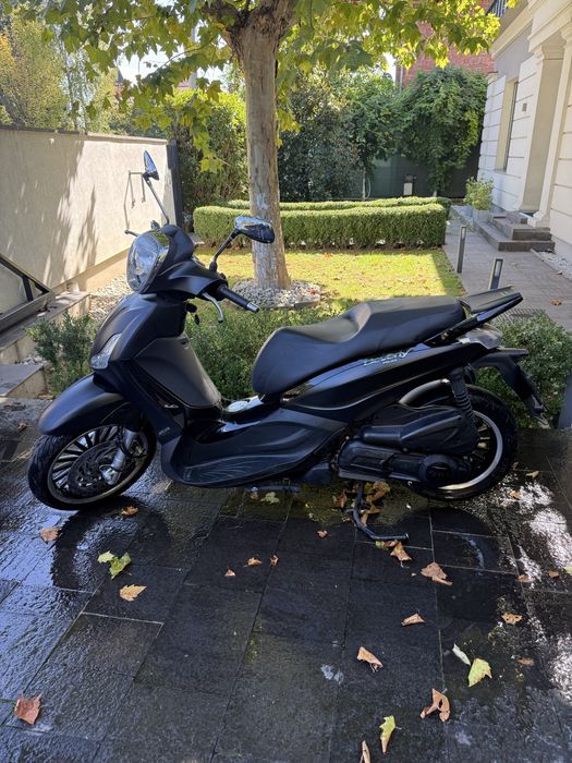 Piaggio Beverly Police