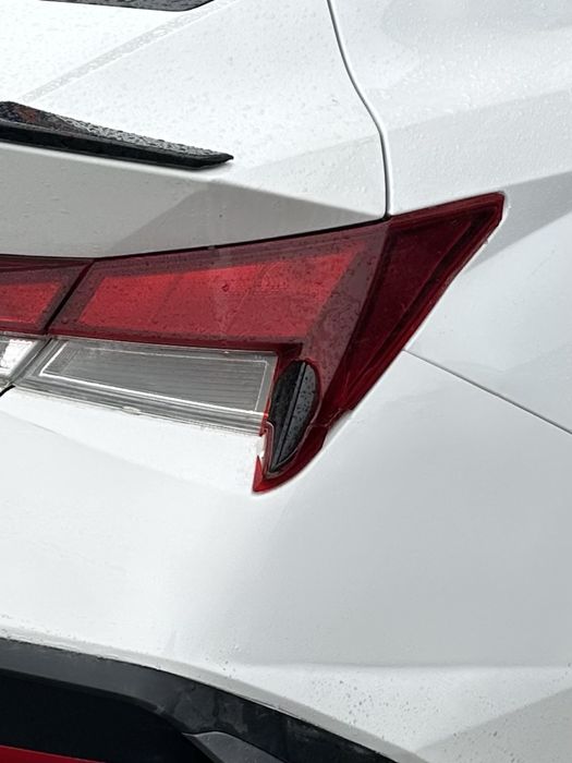 Продам стоп фонарь elantra 7 рестайлинг