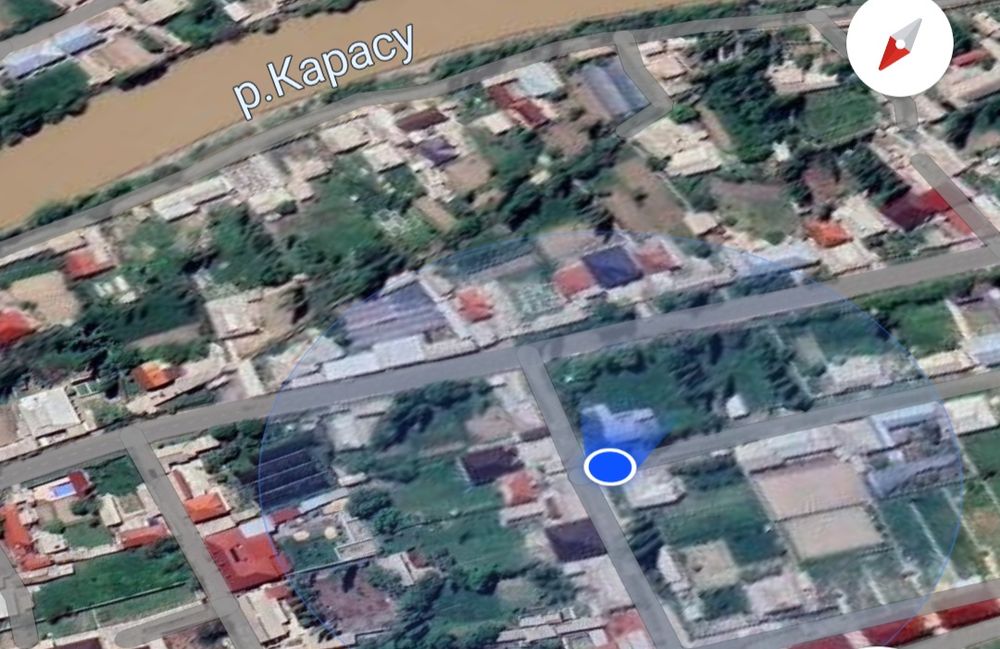 продаётся земельный участок 2,5и6соток цена 9000 тысяч y.e.. За соток.