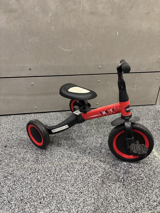 Балансно колело - тип Триколка 2 в 1 Chipolino - Смарти, червено-черна