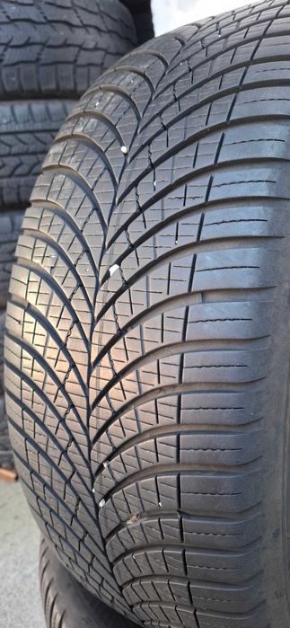 2бр. 235/55/18 Goodyear 7mm грайфер, дот 21г. Безплатен монтаж