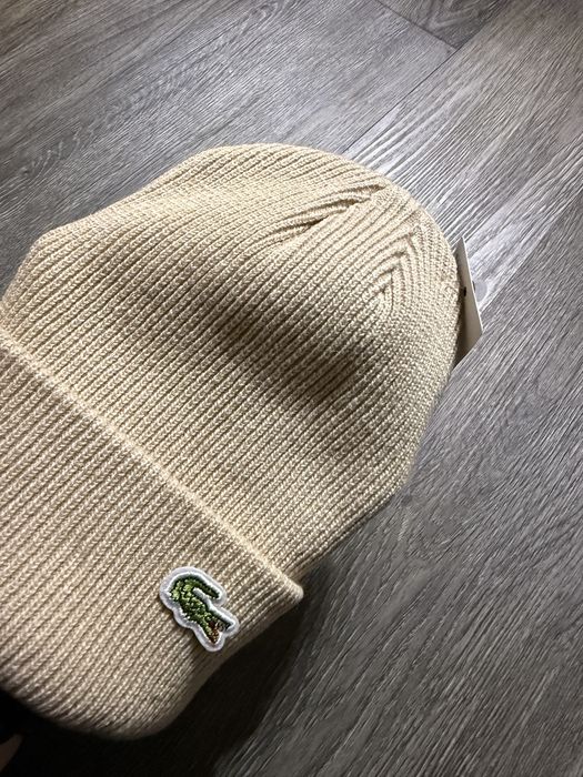 Caciula Fes Lacoste noua/new unisex