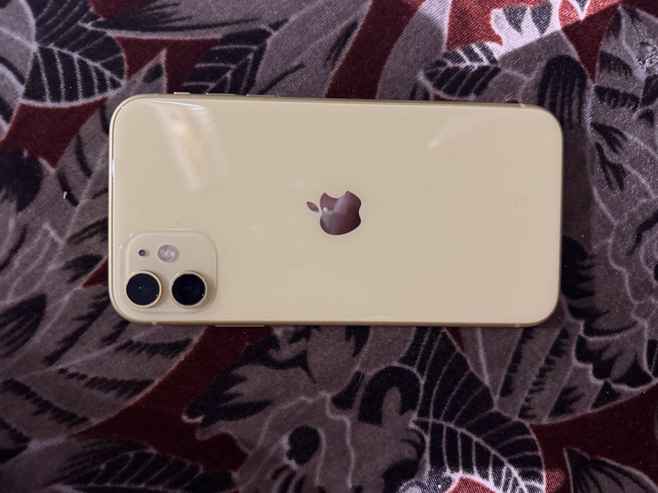 iPhone 11 64 gb li sotiladi