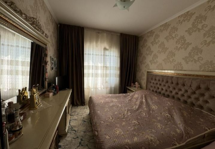 3 хонали Сотилади Сагбон Чини Завод