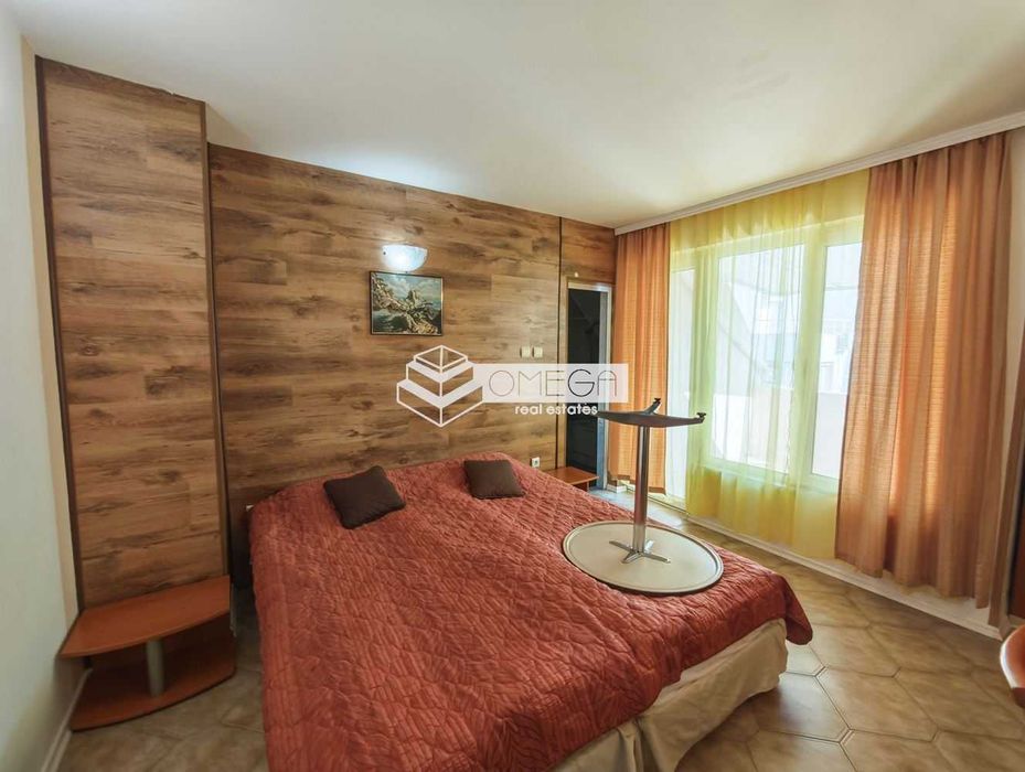 Продава се Хотел в Свети Влас - 930 кв.м за 936 €/кв.м - Снимка #8