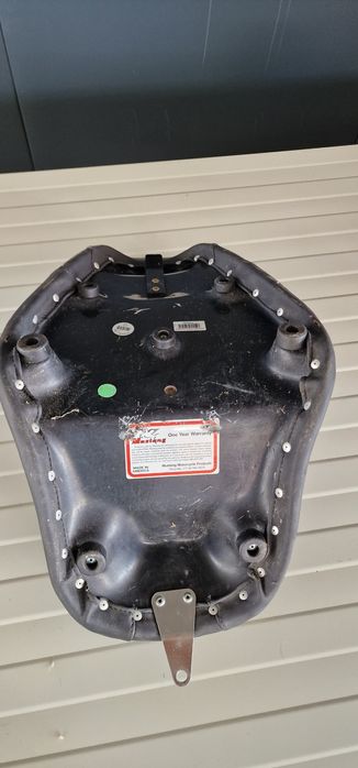 Scaun șa Harley Davidson FXST Dyna Softail FLSTF MUSTANG  custom