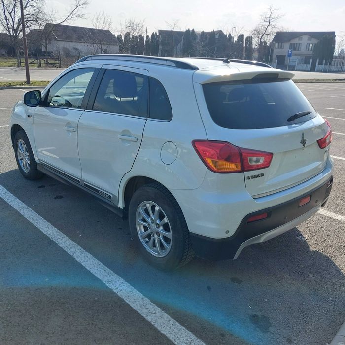MITSUBISHI ASX 2011 — imagine 3