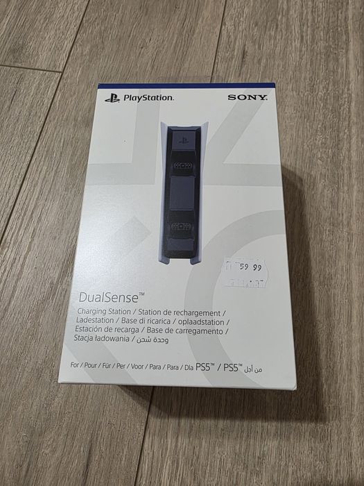 Зарядно устройство за джойстици DualSense