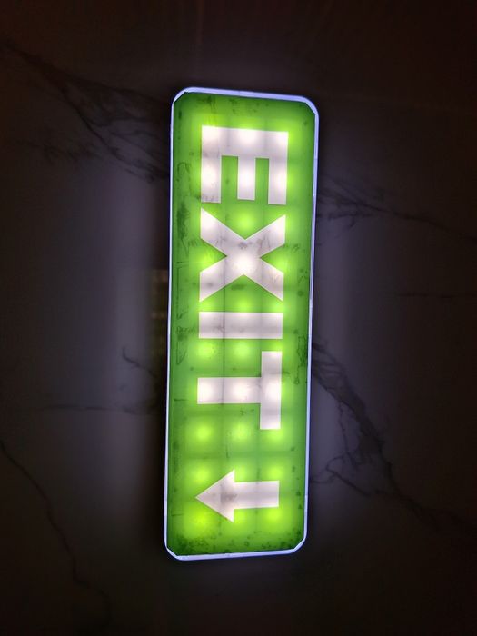 Аварийна презареждаща лампа LED 3W