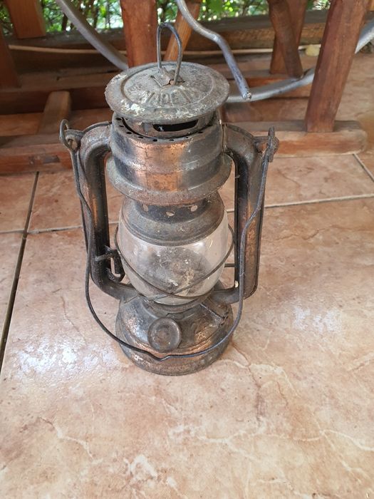 Diverse obiecte vechi, artizanat de vânzare / schimb cu furaje animale