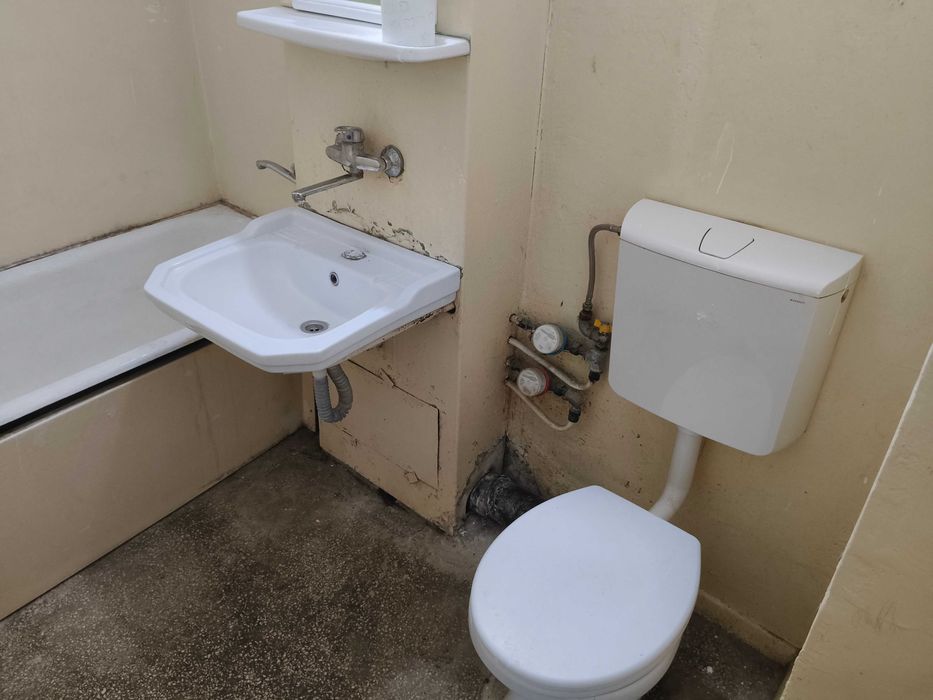 Vand apartament 2 camere, cartierul Rovine, Craiova