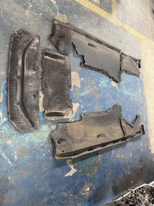 Scut motor lateral stanga dreapta scut bara audi a6 c7 a7 sline