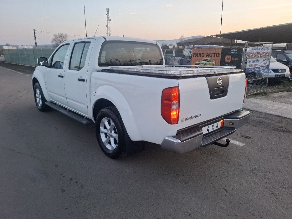 Nissan Navara 2.5 Dci 190 cp  4 x 4 Autoutilitar N1 an 2011.10 Euro5