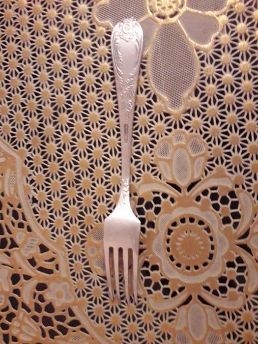 Вилка мельхиоровая (ЗиШ МНЦЦ)