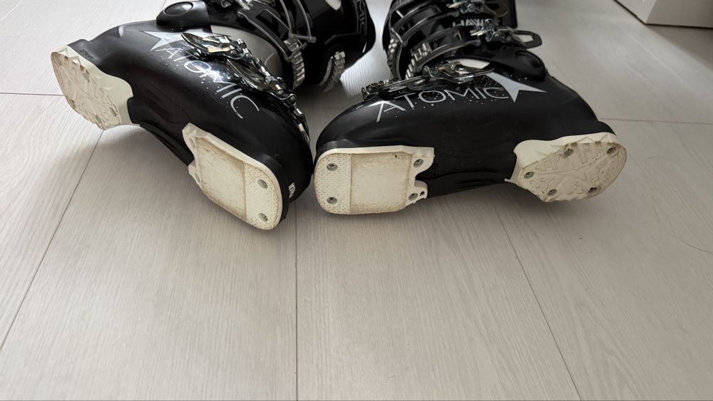 Clapari dama Atomic marime 36/37