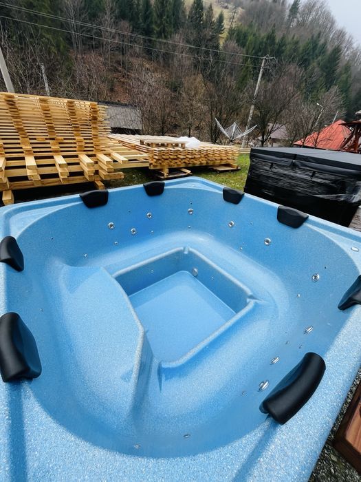 Ciubar din fibra patrat