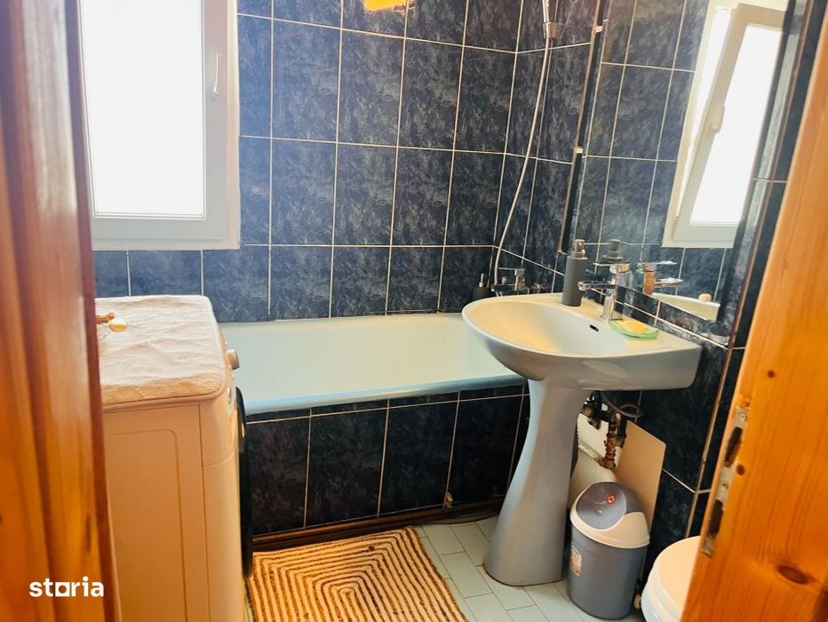 Apartament ultracentral, 3 camere, cu priveliste de vis, langa Mercur