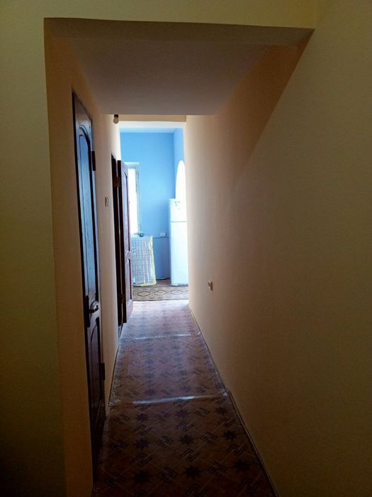 2xonali 3-etaj kv ijara 6-mikrorayon