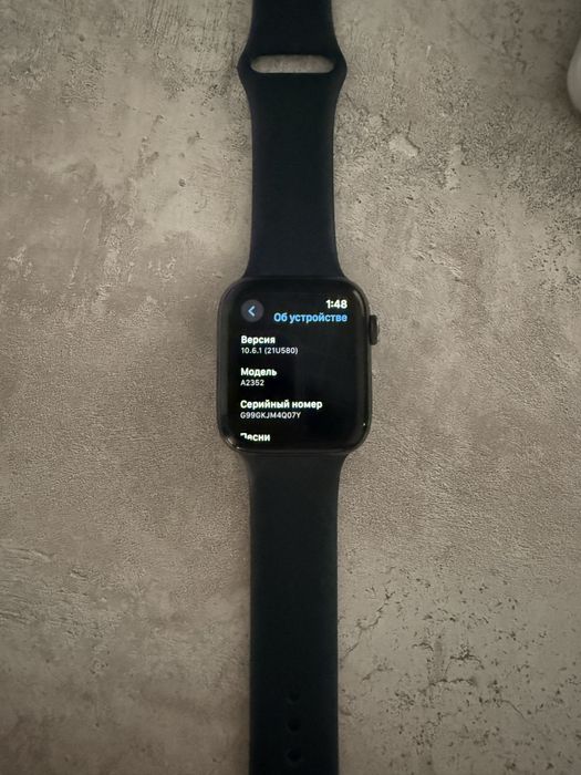Apple watch SE 44mm black