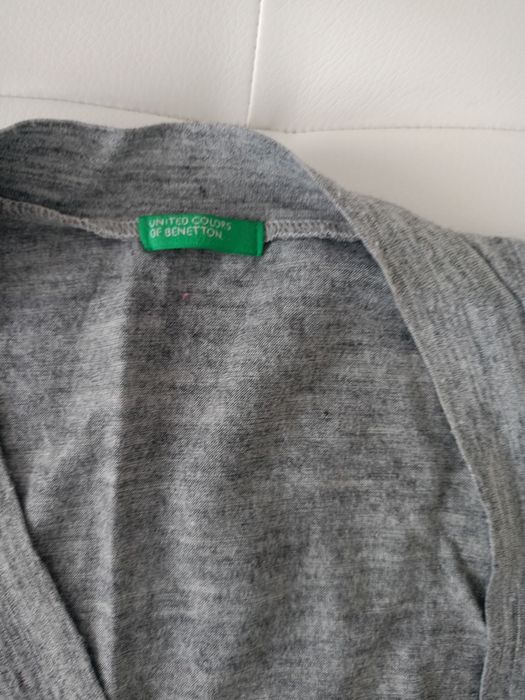 Vând rochie de la Benetton, produs de calitate mărimea L.
