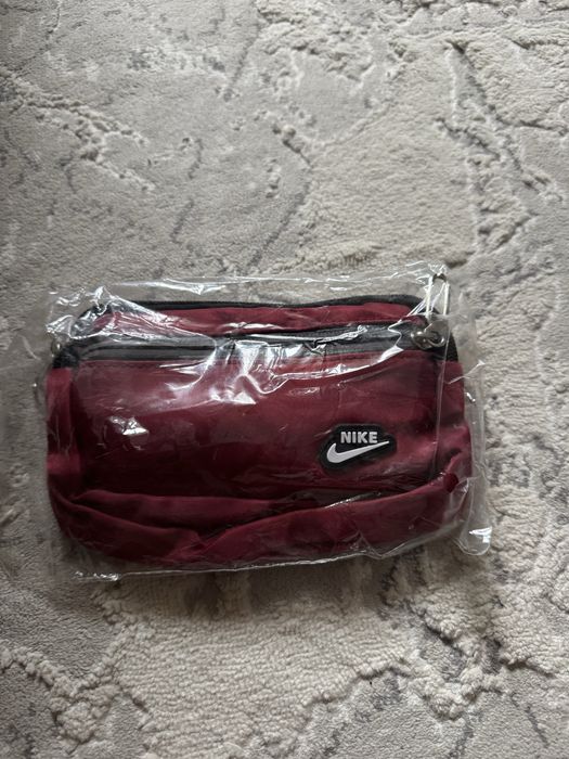 Галстук и найк С умочка