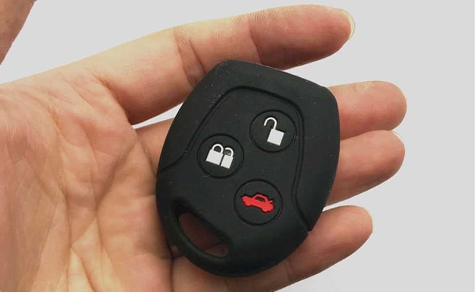 Husa din silicon / cauciuc cheie - Ford