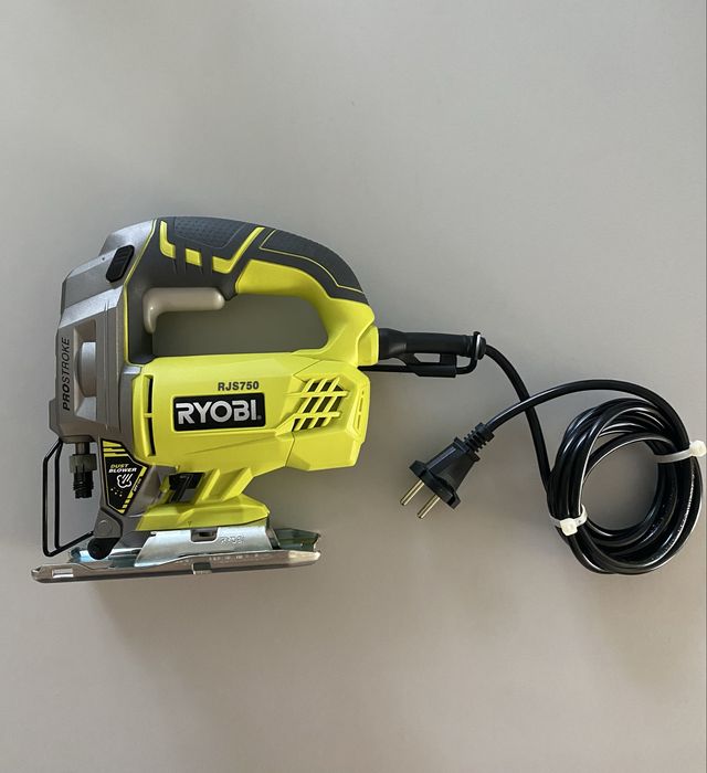 Pendular fierastrau vertical RYOBI