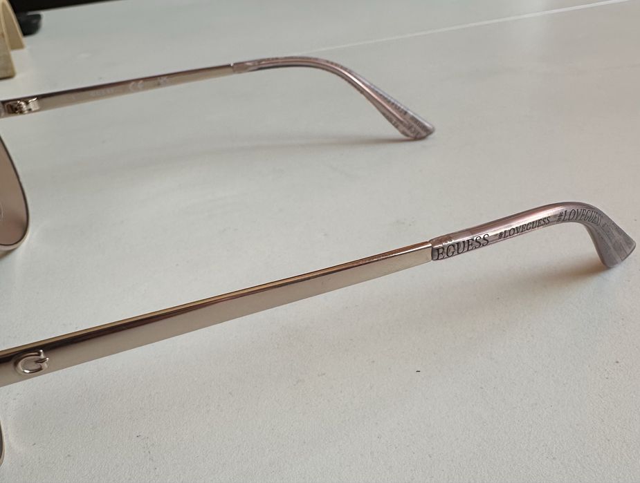 Слънчеви очила Guess