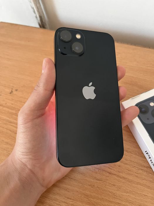 iPhone 13 128GB в отличном состоянии