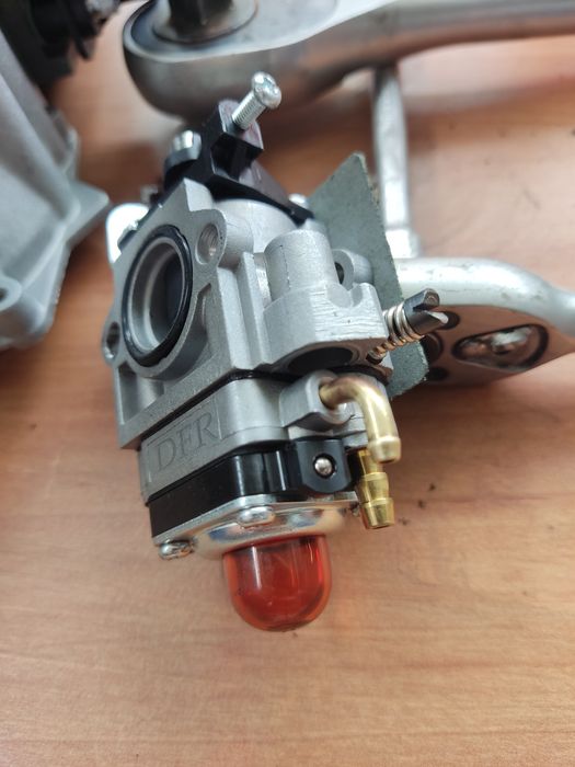 Бензиновый инструмент