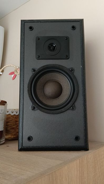 Продавам Denon sc-m3 8 ома 50 вата

70 €