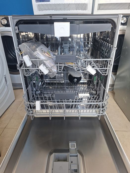 Съдомиялна за частично вграждане Grundig HygieneCare