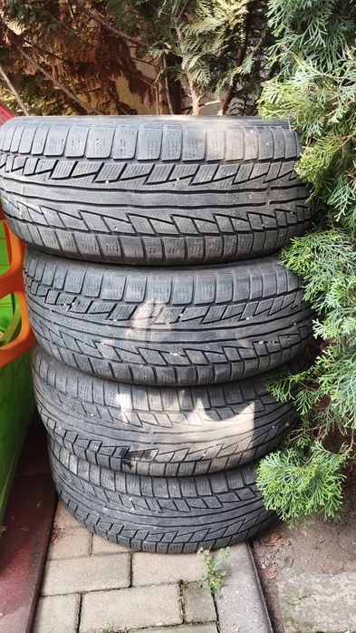 Vand 4 cauciucuri de iarna Nankang 50 lei bucata