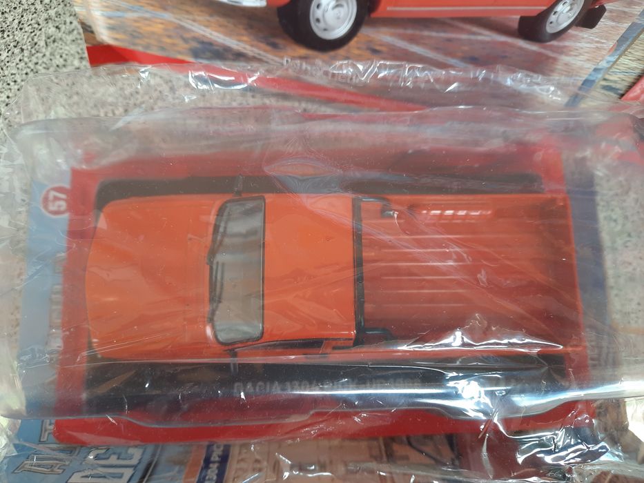 Machete hachette 1/24 dacia papuc