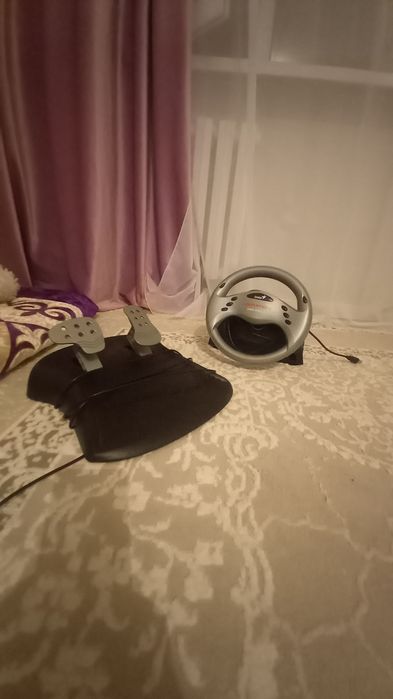 Продам игровой руль для пк