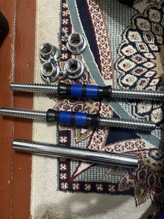 Продам набор гантелей