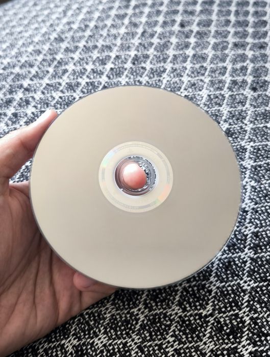 Продам FC25 FIFA25 на PS5