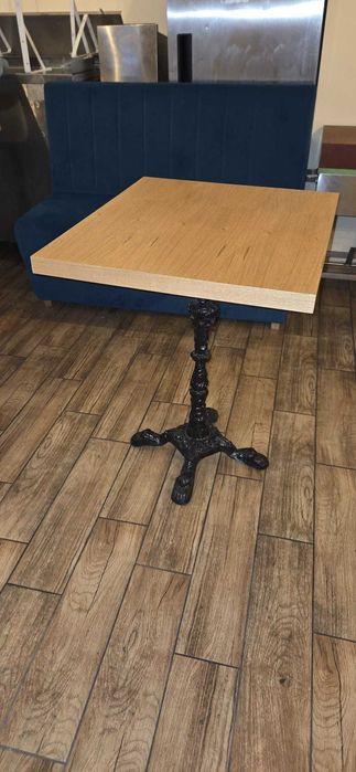 mese de restaurant/bistro cu blat din PAL si picior din fier forjat