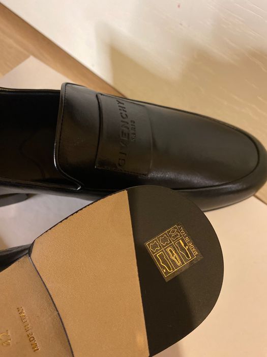 Pantofi din piele întoarsă Givenchy
