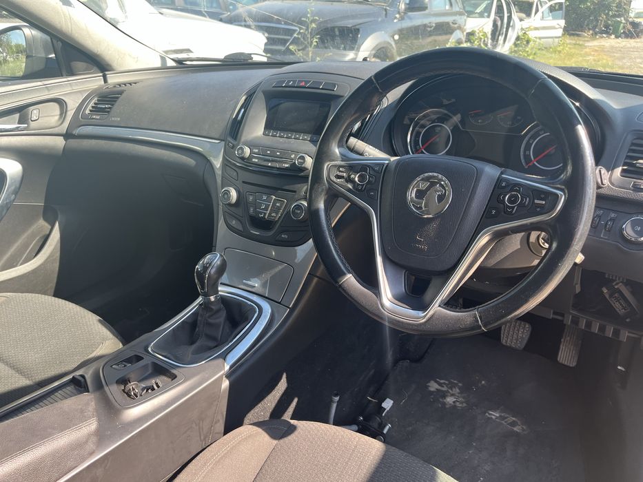 Opel Insignia 2000 дизел 2015г на части!