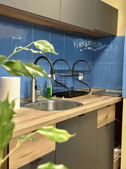 Офис под наем, център, след ремонт