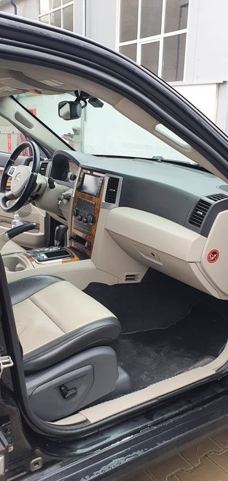 Vând Jeep grand cherokee 2008