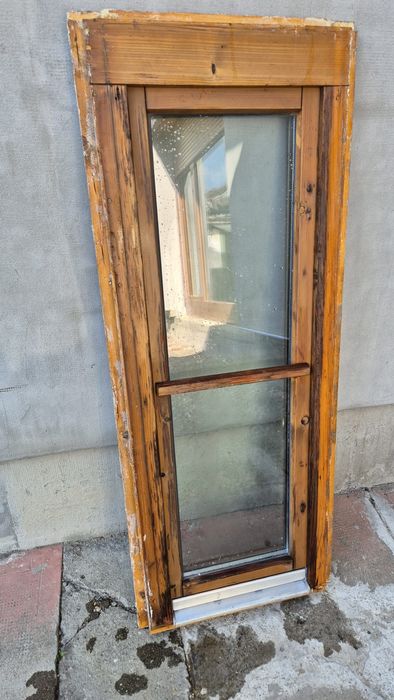 Vand fereastra cu geam termopan profil de lemn