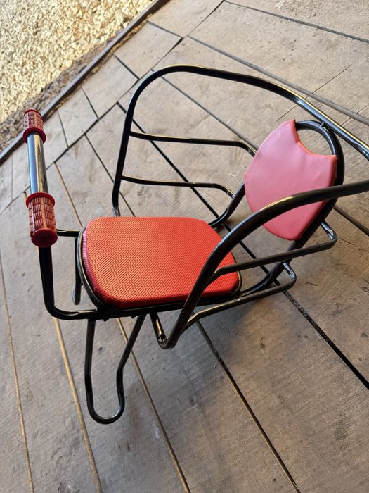 Продам детское сиденье для велосипеда